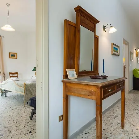 Spacious In With Mountain View Apartment Ceraso