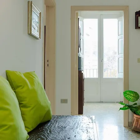 Apartment Spacious In With Mountain View Ceraso