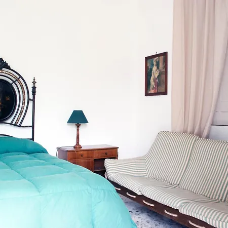 Appartement Spacious In With Mountain View