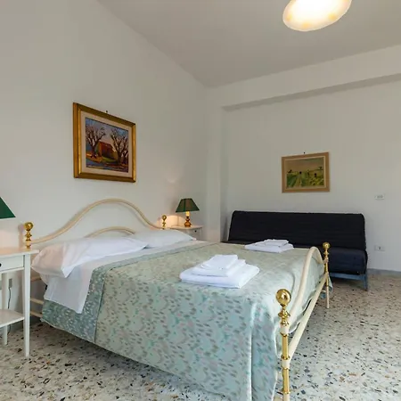 Spacious In With Mountain View Appartamento *